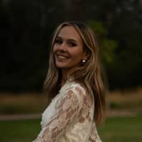 Sitter Profile Image: Julia M.