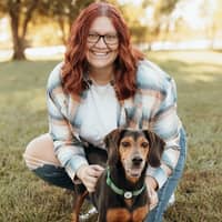 Sitter Profile Image: Abigail W.