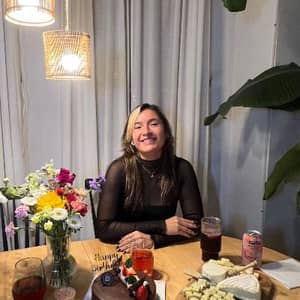 Sitter Profile Image: Doris R.