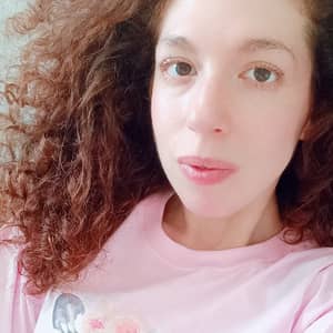 Sitter Profile Image: Gloria C.