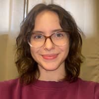 Sitter Profile Image: Carly R.