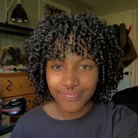 Sitter Profile Image: Yilziane L.