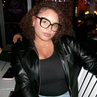 Sitter Profile Image: Gloria B.