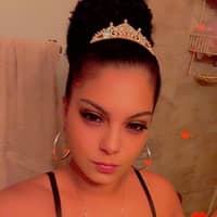 Sitter Profile Image: Naomi M.