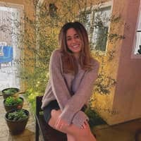 Sitter Profile Image: Liana E.