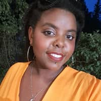 Photo de profil du pet sitter : Emelyne T.