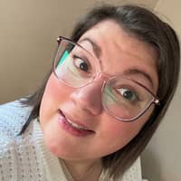 Sitter Profile Image: Samantha F.