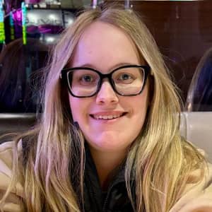 Sitter Profile Image: Addie G.