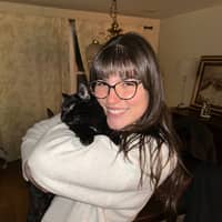 Sitter Profile Image: madi o.