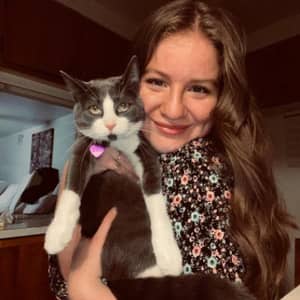 Sitter Profile Image: Mae D.