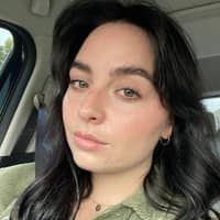 Sitter Profile Image: Alexis P.