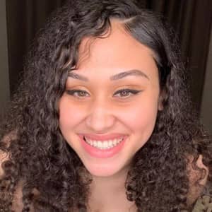 Sitter Profile Image: Savonne C.