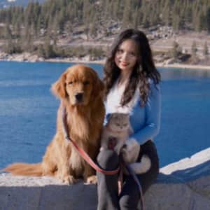 Sitter Profile Image: Siqin L.