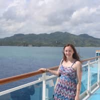 Sitter Profile Image: Elli R.