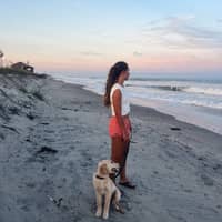 Sitter Profile Image: Emily S.