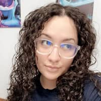 Sitter Profile Image: Serena L.