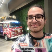 Sitter Profile Image: Louigi T.