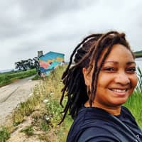 Sitter Profile Image: Tarise S.