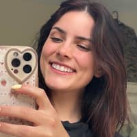 Sitter Profile Image: Lucy C.