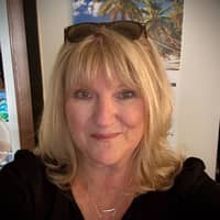 Sitter Profile Image: Dina D.