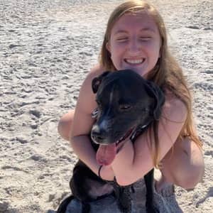 Sitter Profile Image: Lauren L.