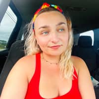 Sitter Profile Image: Amanda A.