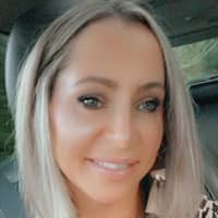 Sitter Profile Image: Angela P.