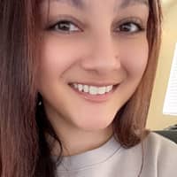 Sitter Profile Image: Christina C.