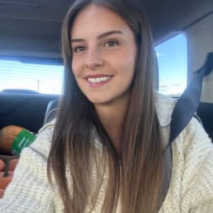 Sitter Profile Image: Abby S.