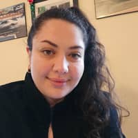 Sitter Profile Image: Noushin B.