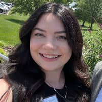 Sitter Profile Image: Veronica G.