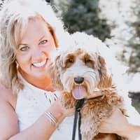 Sitter Profile Image: Melanie F.