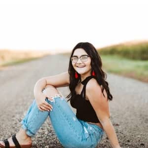 Sitter Profile Image: Taryn T.