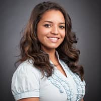 Sitter Profile Image: Rebeca R.