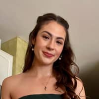 Sitter Profile Image: Hannah H.