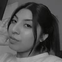 Sitter Profile Image: Ariana R.