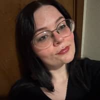 Sitter Profile Image: Lizzy E.