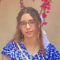 Sitter Profile Image: Leiny C.