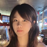 Sitter Profile Image: Eva L.