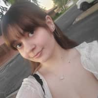 Sitter Profile Image: Leila S.