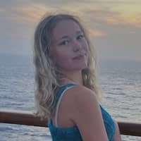 Sitter Profile Image: Madison B.