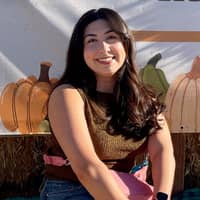 Sitter Profile Image: Carolyn J.