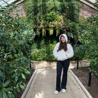 Sitter Profile Image: Samanta G.