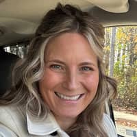 Sitter Profile Image: Julie S.