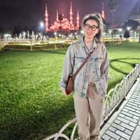 Sitter Profile Image: Yu W.