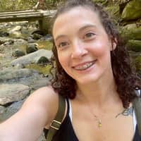 Sitter Profile Image: Mya R.