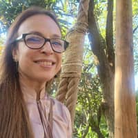 Sitter Profile Image: Maria Vanessa S.