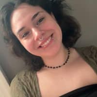 Sitter Profile Image: Chloe L.