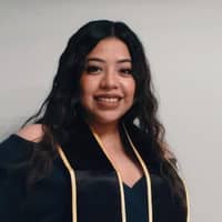 Sitter Profile Image: Evelyn F.