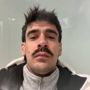 Sitter Profile Image: Dario G.